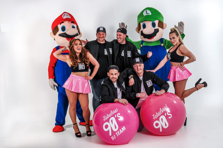 Fabulous 90’s DJ Team